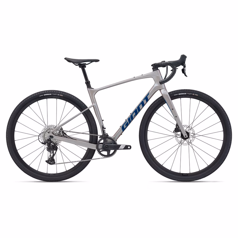 Giant Revolt Advanced 1 Shell White 2026